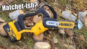 DEWALT 20V 8" Brushless Pruning Chainsaw Review DCCS632B  DCCS632L1