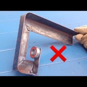 Not All Welders Know How To Install Sliding Gate Guide | iron fence wheels.