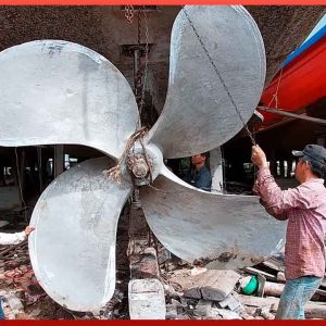 Men Repair Massive Wooden Ship Broken in Half | by @TuSieuGheCao