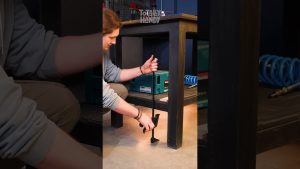 How to lift a table with clamps #shorts