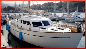 Family Buys $2500 Old YACHT and Renovates it Back to New | Start to Finish by @SailingMelody