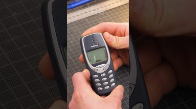 The classic Nokia 3310 and the snake game #shorts